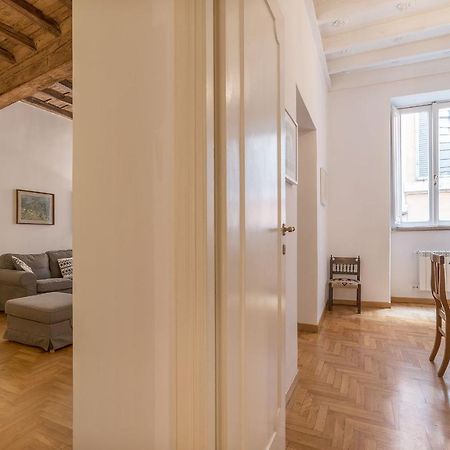 A Peaceful Retreat 2 Minutes From Piazza Navona - Fromhometoโรม ภายนอก รูปภาพ