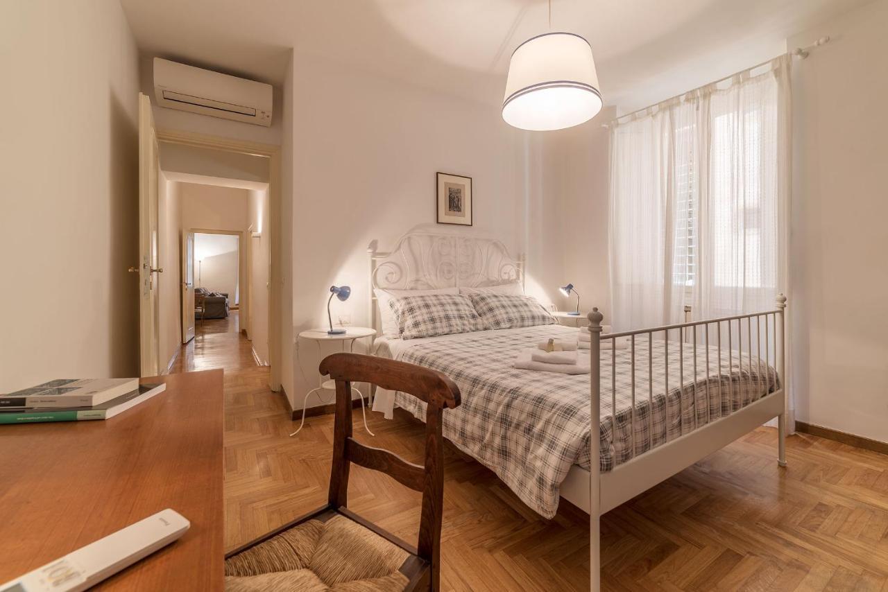 A Peaceful Retreat 2 Minutes From Piazza Navona - Fromhometoโรม ภายนอก รูปภาพ